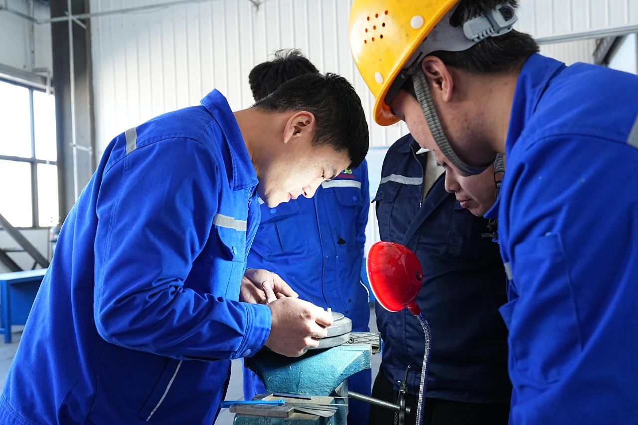 【五一专题】微光闪耀 实干笃行——致敬闪闪发光的你们