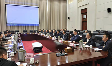 我公司董事长宋光荣陪同安润生主席赴包头市推动“2021全国工商联主席高端峰会”项目落地